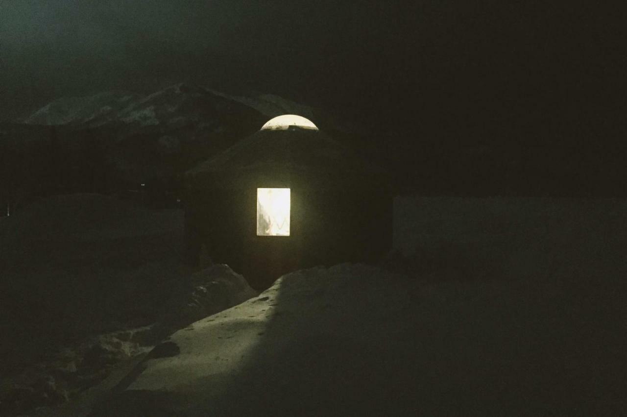 The Yurts At Margo'S Garden, Kiroro Hotel Akaigawa Екстериор снимка